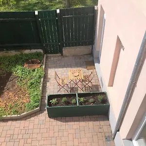  Apartment 2 Mit Terrasse! Schoenbrunn-naehe