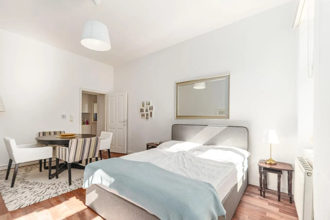 Luxurious And Bright, 5 Min To City Center Apartment Vienna Austria