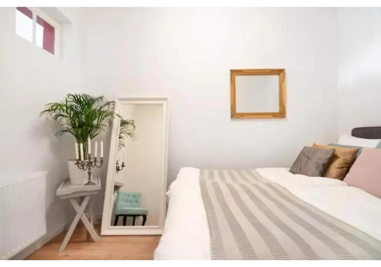 Luxurious And Bright, 5 Min To City Center Apartment Vienna