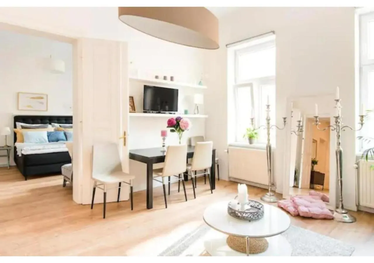 Luxurious And Bright, 5 Min To City Center Apartment Vienna
