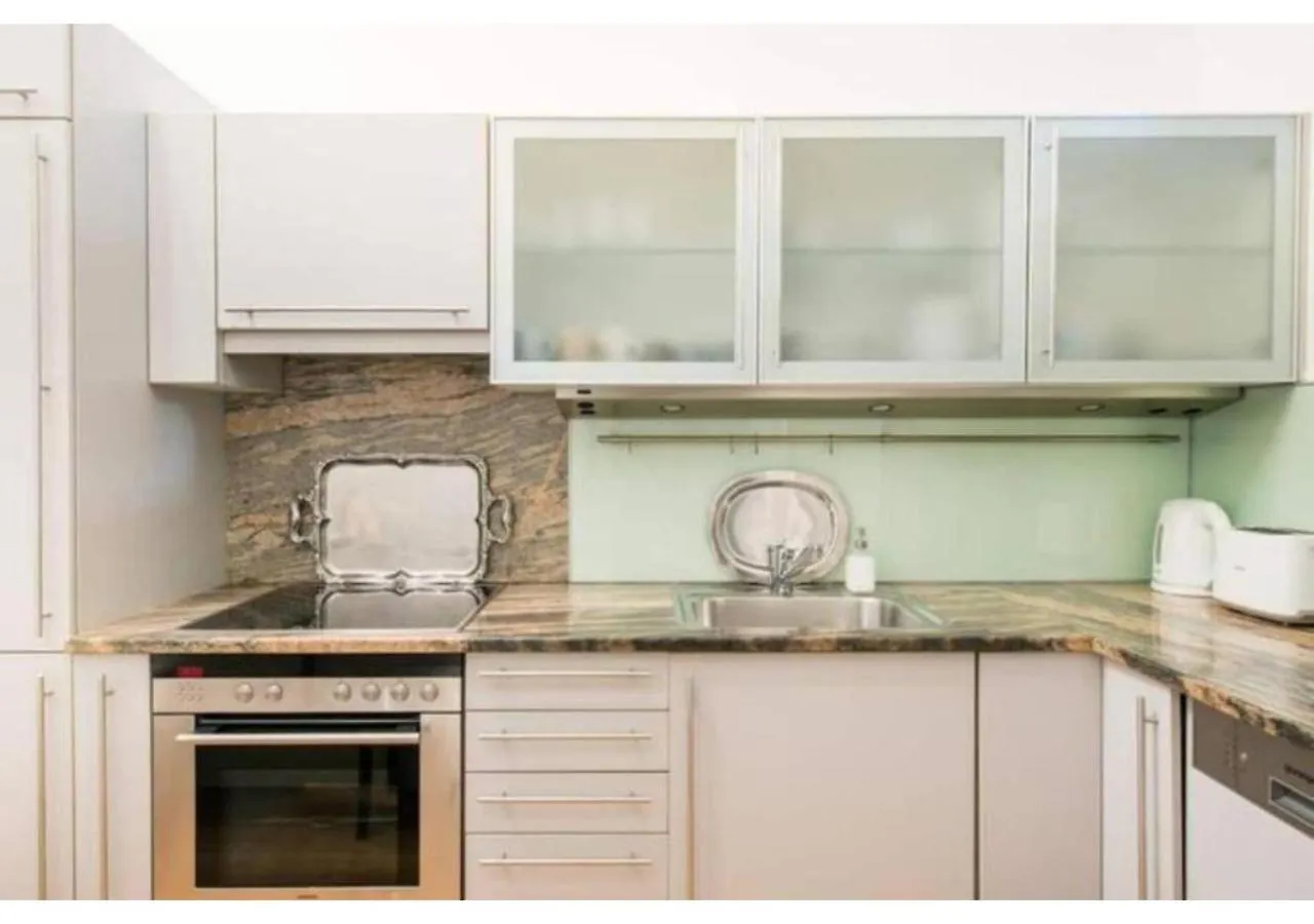 Luxurious And Bright, 5 Min To City Center Apartment Vienna