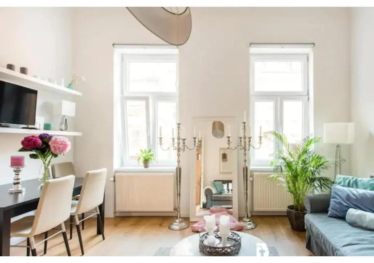 Luxurious And Bright, 5 Min To City Center Apartment Vienna