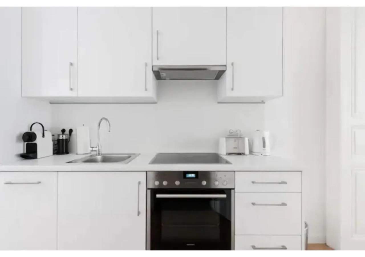 Luxurious And Bright, 5 Min To City Center Apartment Vienna