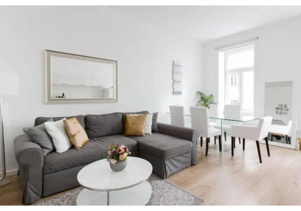 Luxurious And Bright, 5 Min To City Center Apartment Vienna Austria
