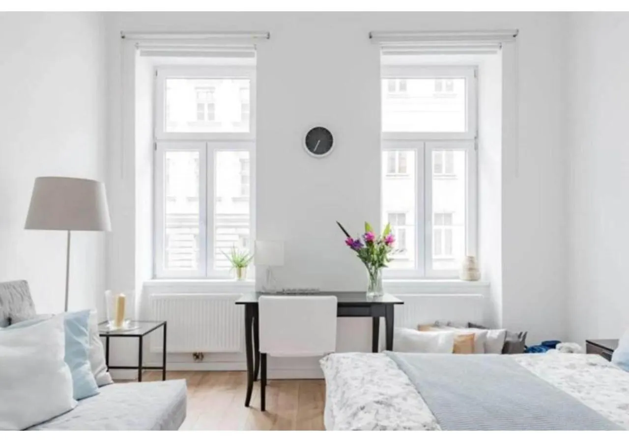 Luxurious And Bright, 5 Min To City Center Apartment Vienna