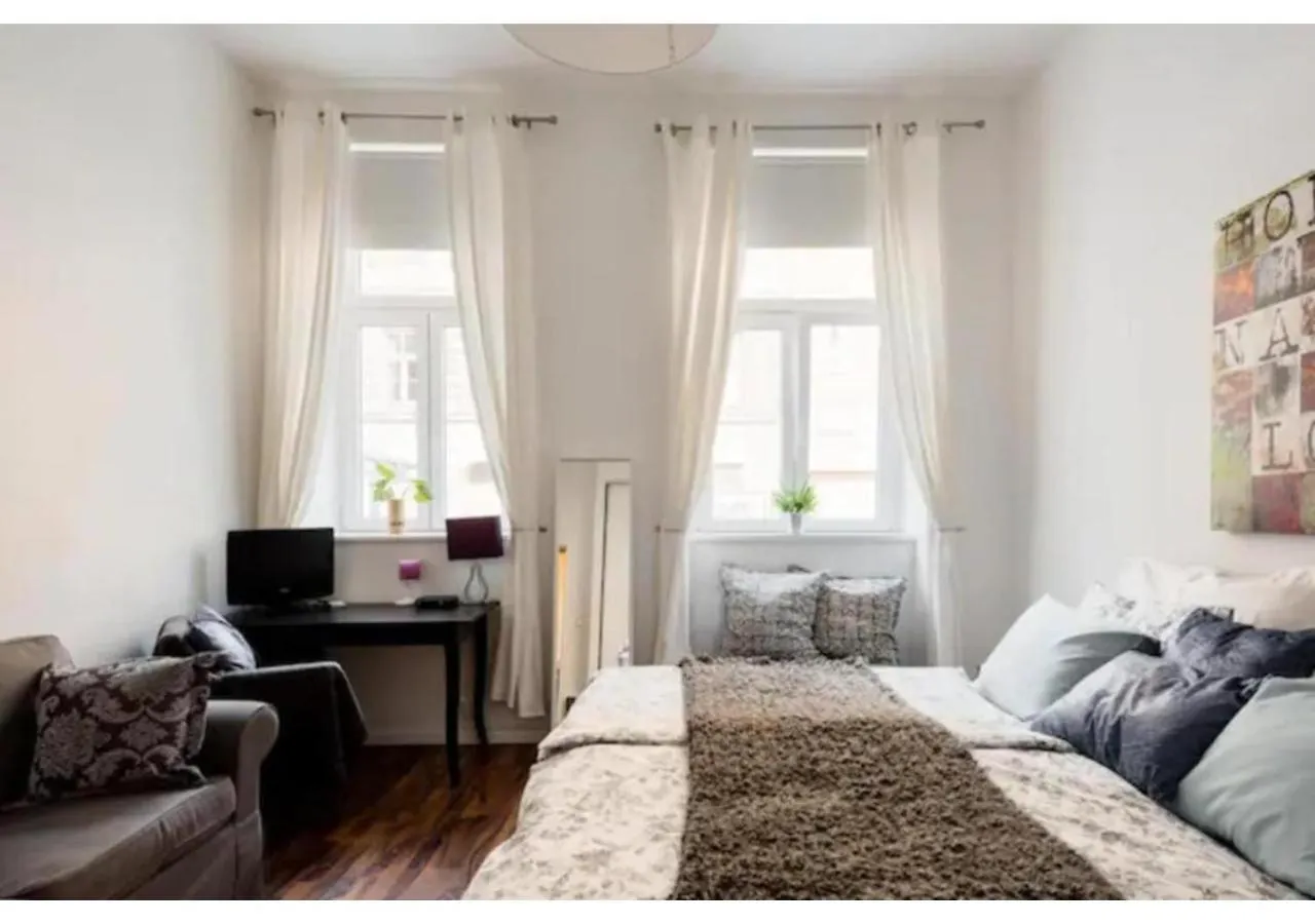 Luxurious And Bright, 5 Min To City Center Apartment Vienna