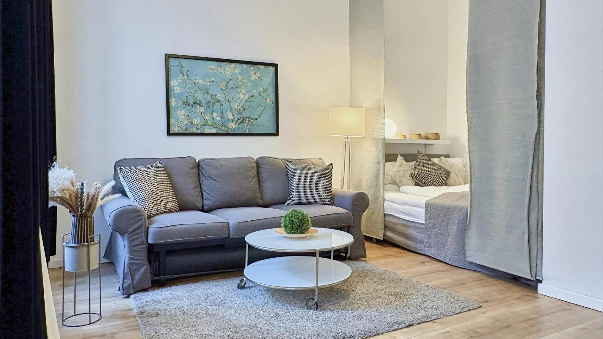 Luxurious And Bright, 5 Min To City Center Apartment Vienna
