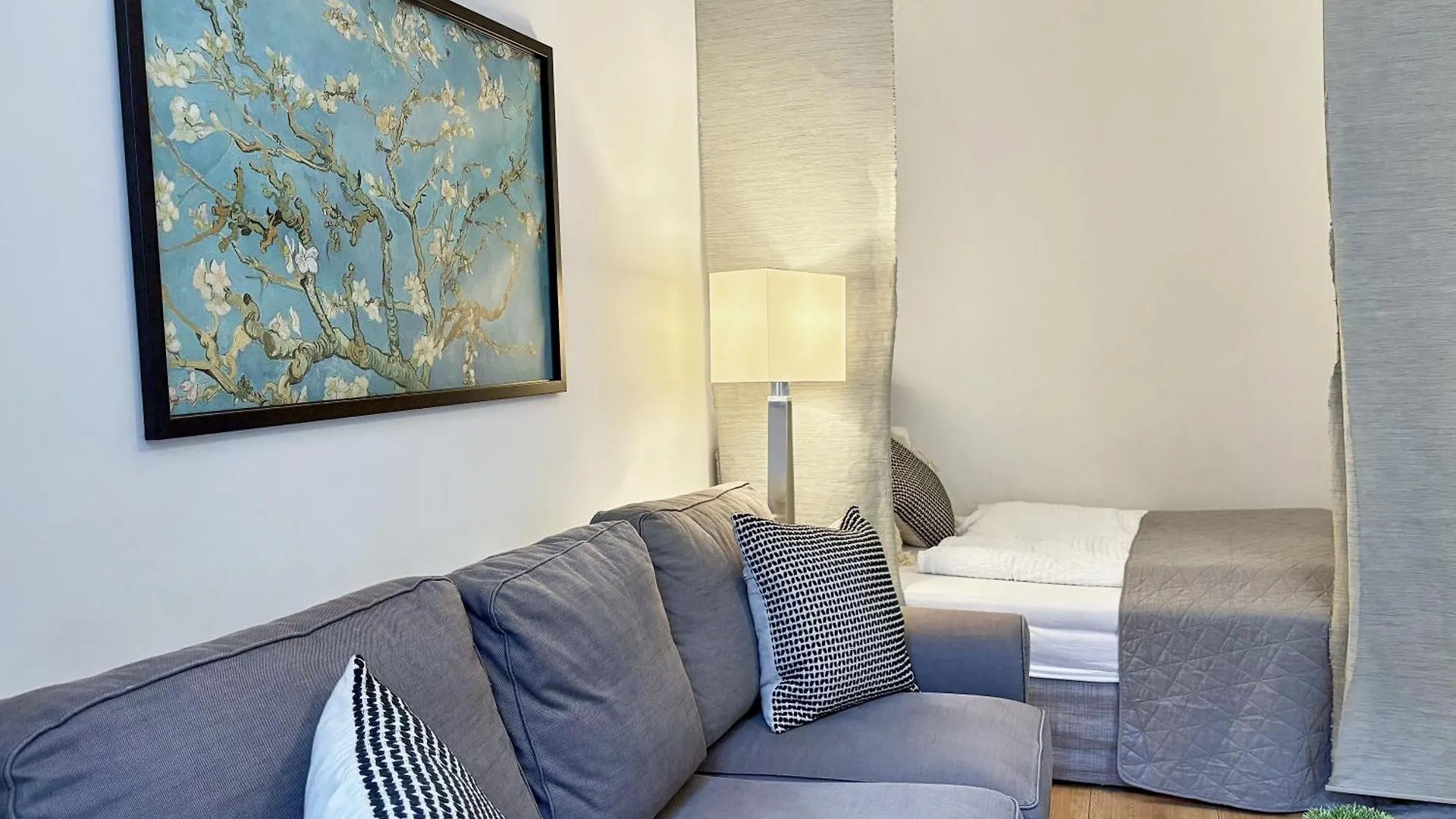 Luxurious And Bright, 5 Min To City Center Apartment Vienna