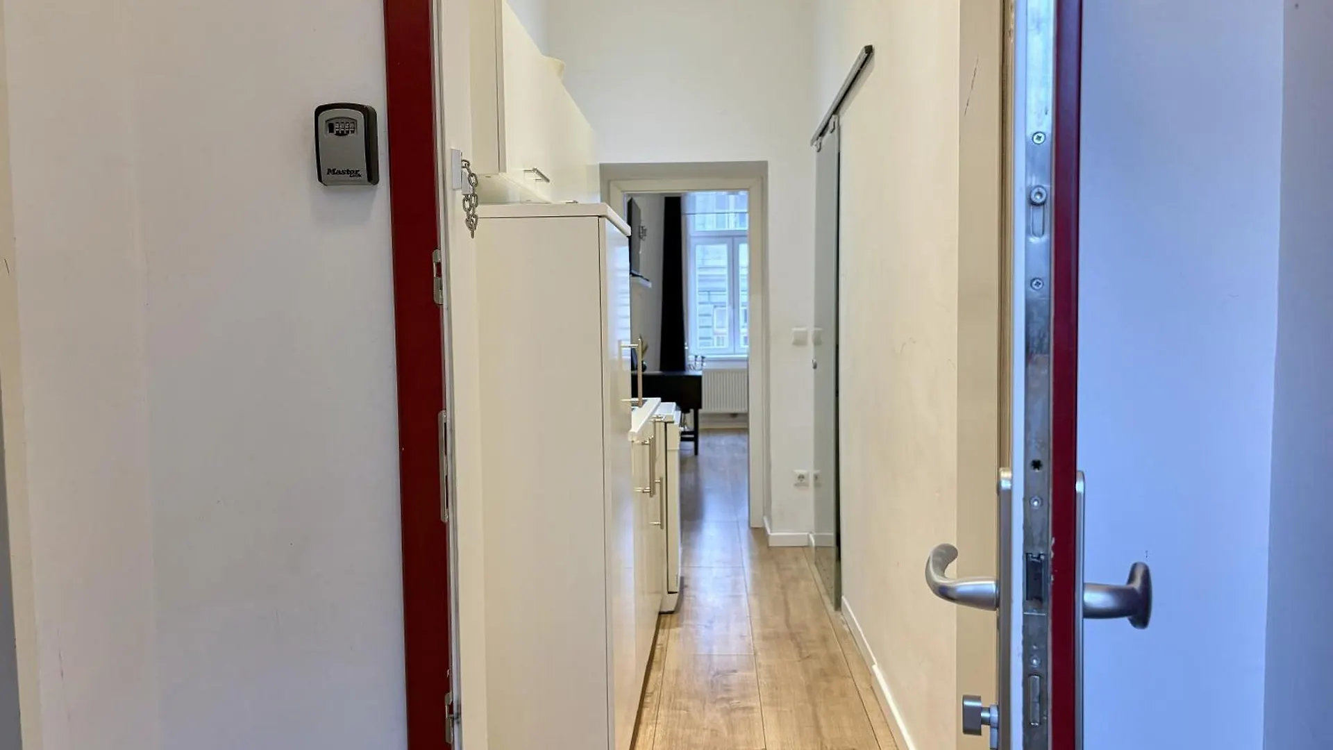 Апартаменты Luxurious And Bright, 5 Min To City Center Вена